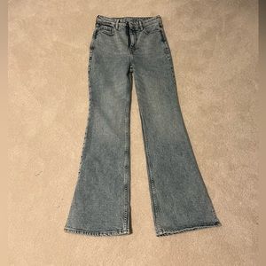 Old Navy Flair Jeans boot cutout, size 0